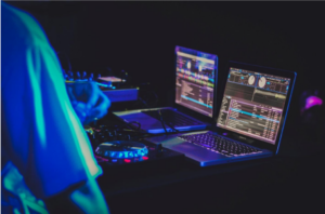  The Importance of Hiring an Experienced DJ
